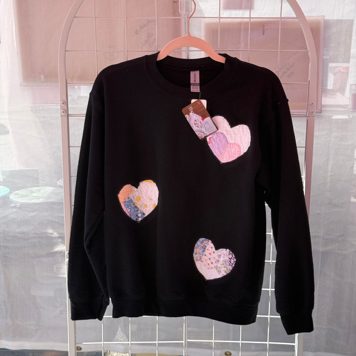 Patchwork Hearts Crewneck (S)