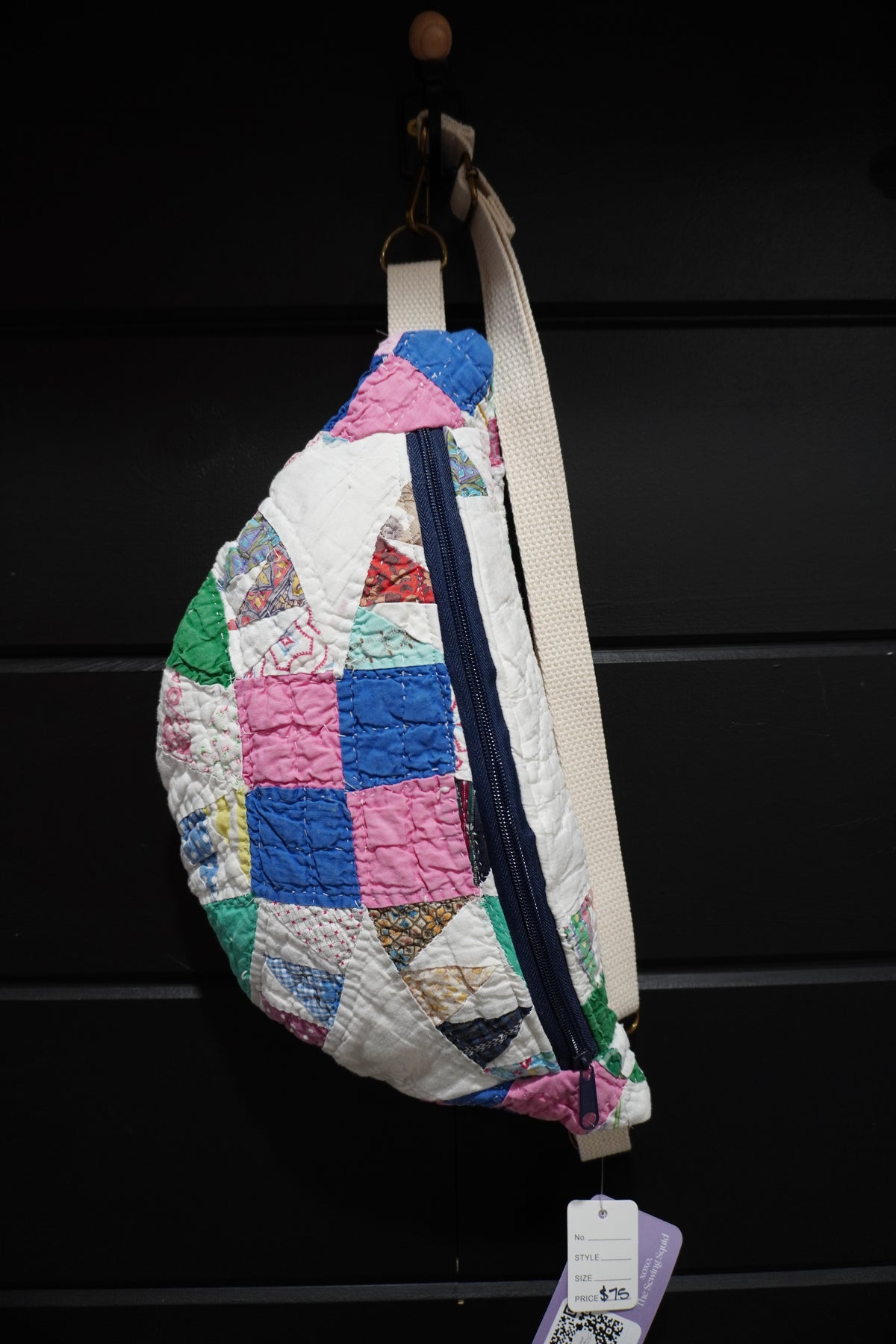 Sling Bag (01)